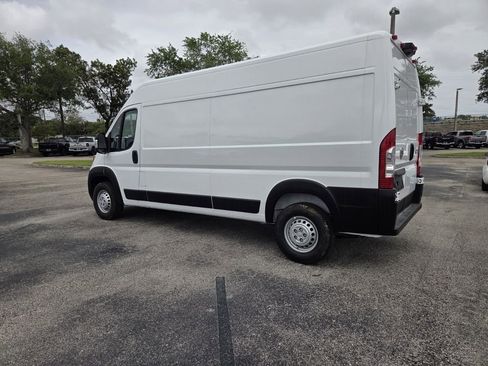 New 2026 RAM ProMaster 2500 w/ Convenience Group FWD image 7