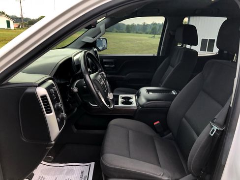 Used 2018 GMC Sierra 1500 SLE w/ SLE Value Package image 25