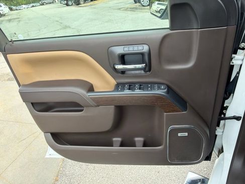 Used 2017 GMC Sierra 1500 Denali AWD/4WD image 32