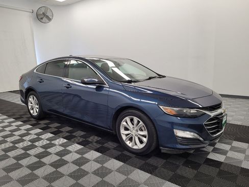Used 2020 Chevrolet Malibu LT image 11