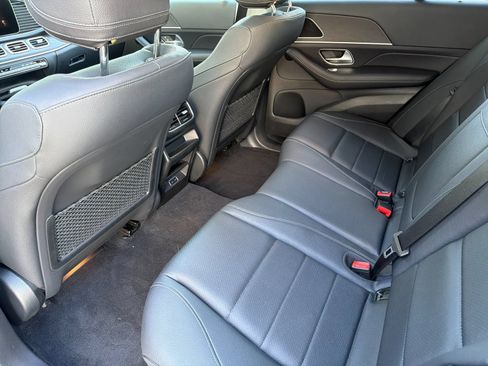 Used 2024 Mercedes-Benz GLE 350 4MATIC image 11
