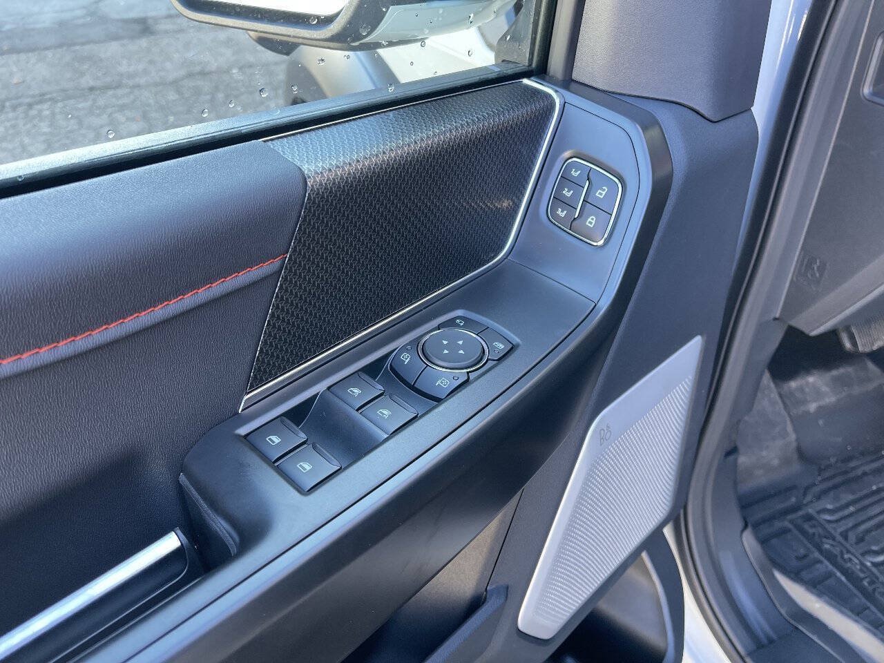 Used 2026 Ford F150 Raptor AWD/4WD image 10