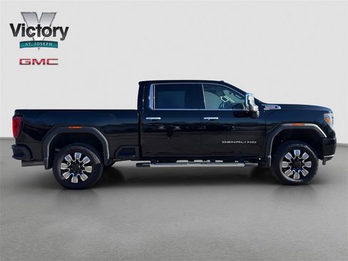 Used 2020 GMC Sierra 2500 Denali w/ Denali Ultimate Package image 14