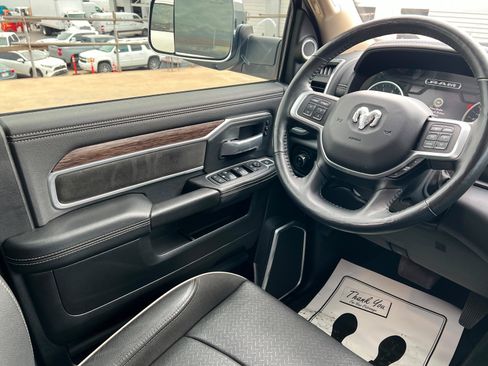 Used 2020 RAM 2500 Laramie image 11
