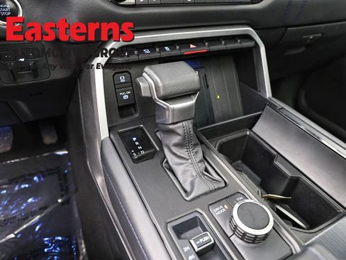 Used 2024 Toyota Tundra Platinum image 13