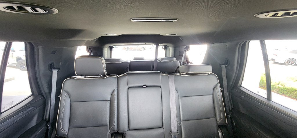 Used 2023 GMC Yukon SLT AWD/4WD image 44