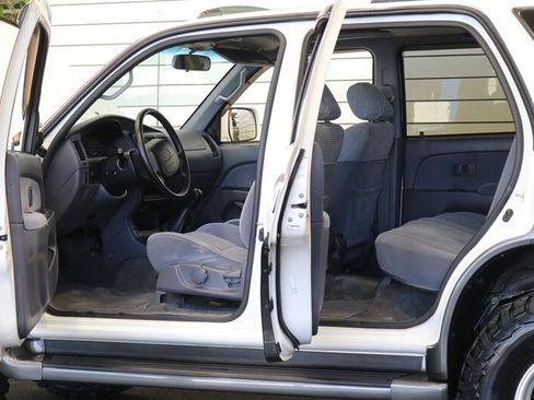 Used 1997 Toyota 4Runner SR5 w/ Sports Pkg AWD/4WD image 52