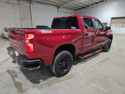 Used 2021 Chevrolet Silverado 1500 LT Trail Boss w/ Convenience Package II image 13