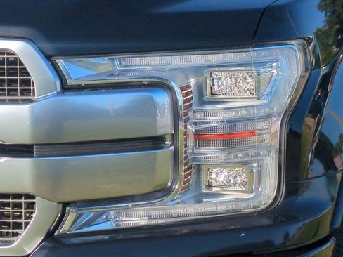 Used 2020 Ford F150 Platinum w/ Equipment Group 701A Luxury AWD/4WD image 9