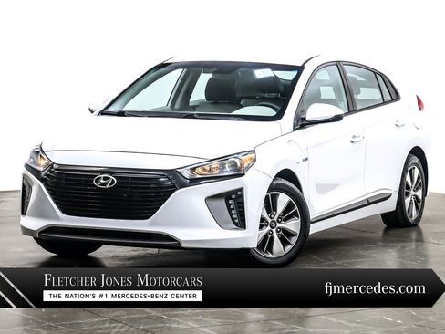 Used 2019 Hyundai Ioniq Plug-In Hybrid image 1