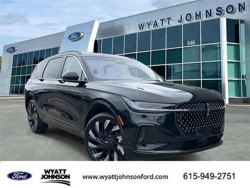 Used 2024 Lincoln Nautilus Black Label w/ Jet Appearance Package (87T) image 1