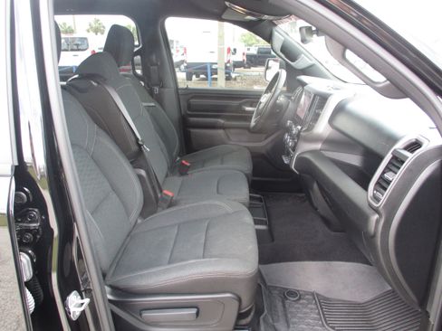 Used 2025 RAM 1500 Tradesman w/ Night Edition image 13