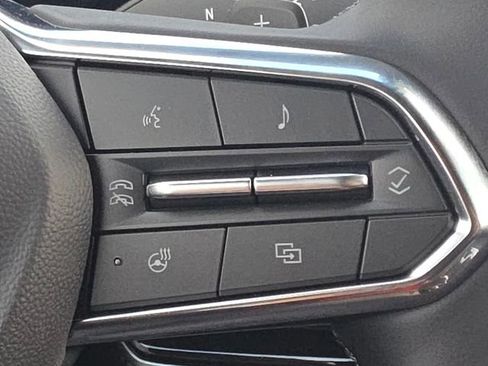 New 2026 Chevrolet Equinox LT w/ Safety and Technology Package FWD image 25