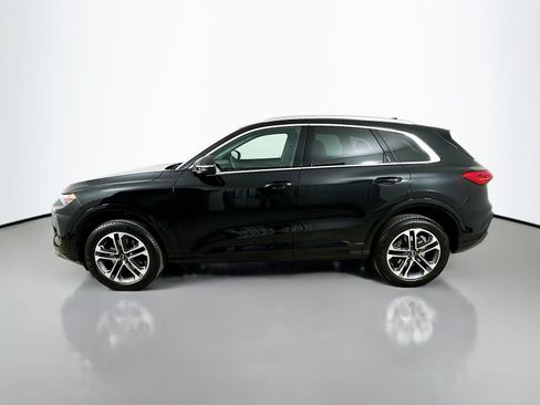 Used 2025 Audi Q5 Premium w/ Convenience Package AWD/4WD image 8