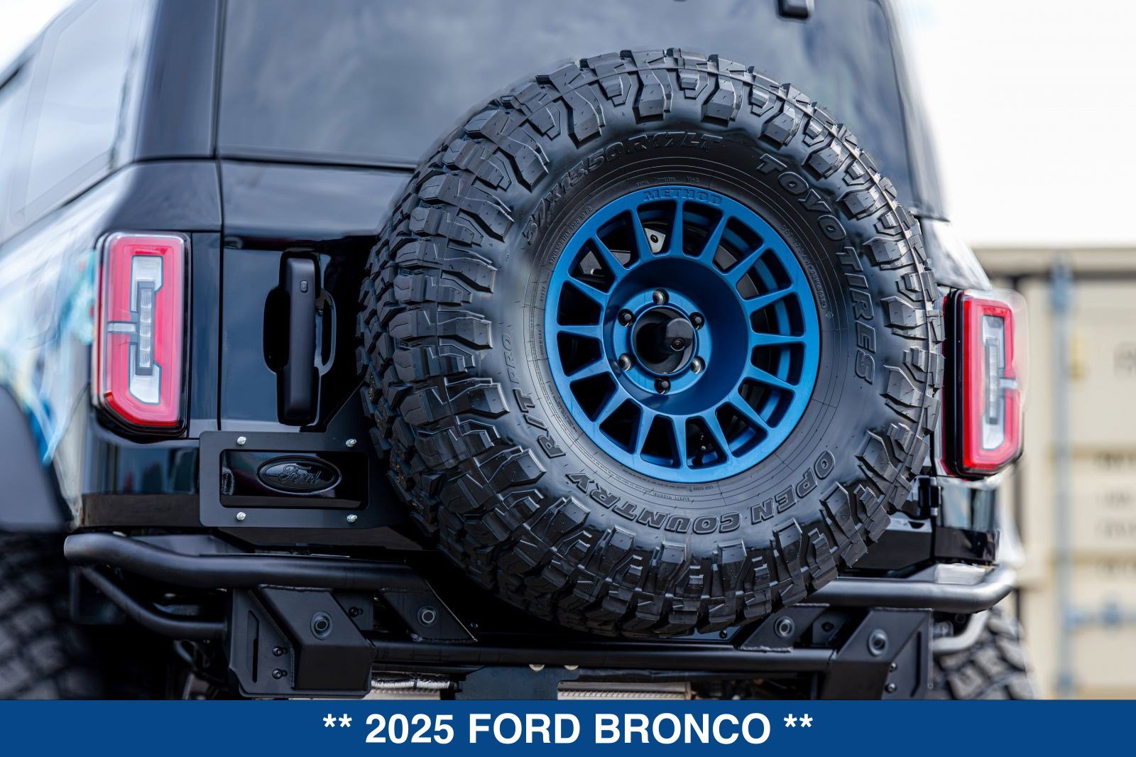 Used 2025 Ford Bronco Badlands AWD/4WD image 34
