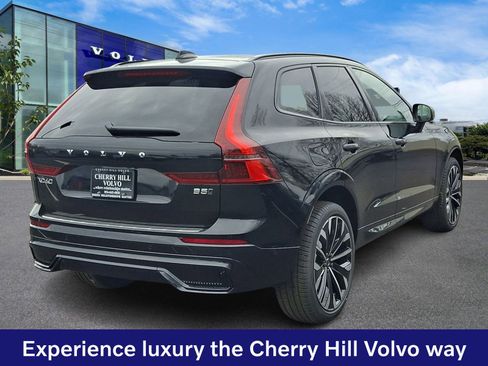 New 2026 Volvo XC60 B5 Ultra w/ Protection Package Premier AWD/4WD image 5