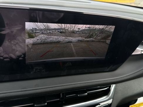 New 2026 Buick Envista Sport Touring w/ Convenience I Package FWD image 19