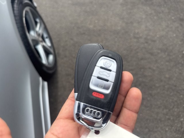 Used 2013 Audi Q5 3.0T Prestige w/ Prestige Pkg AWD/4WD image 30