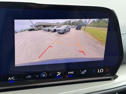 New 2026 Chevrolet Traverse LT image 30