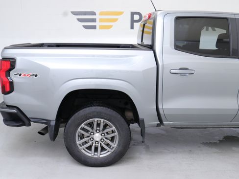 Used 2023 Chevrolet Colorado LT w/ LT Convenience Package II image 10