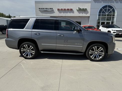 Used 2018 GMC Yukon Denali w/ Open Road Package AWD/4WD image 9