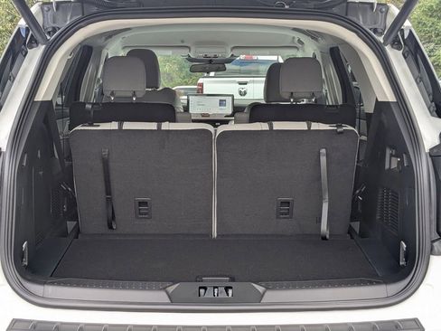 New 2026 Ford Explorer Active w/ Active Comfort Package image 13