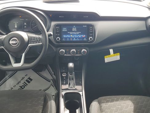 Certified 2024 Nissan Kicks SV image 15