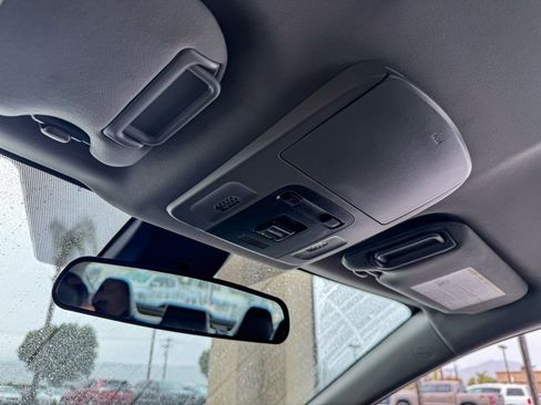 Used 2023 Toyota Camry SE image 33