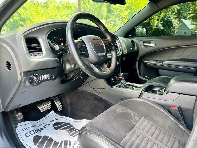 Used 2018 Dodge Charger R/T RWD image 17