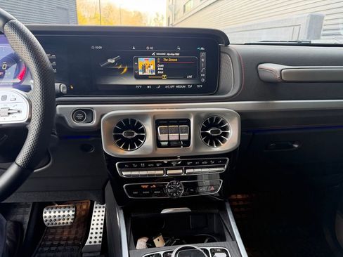 Used 2024 Mercedes-Benz G 63 AMG 4MATIC image 24