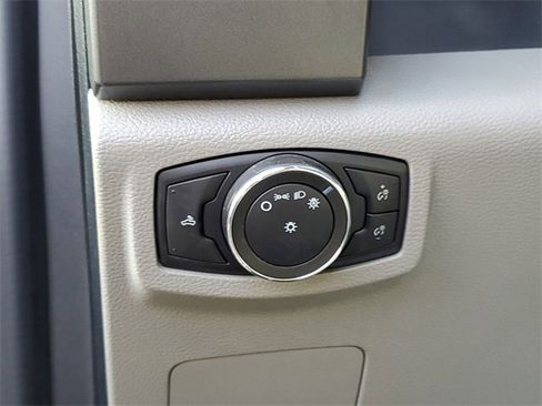 Certified 2021 Ford F350 XLT w/ Tremor Off-Road Package image 14