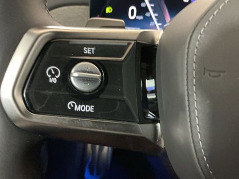 Certified 2024 BMW i7 xDrive60 w/ Executive Package image 19