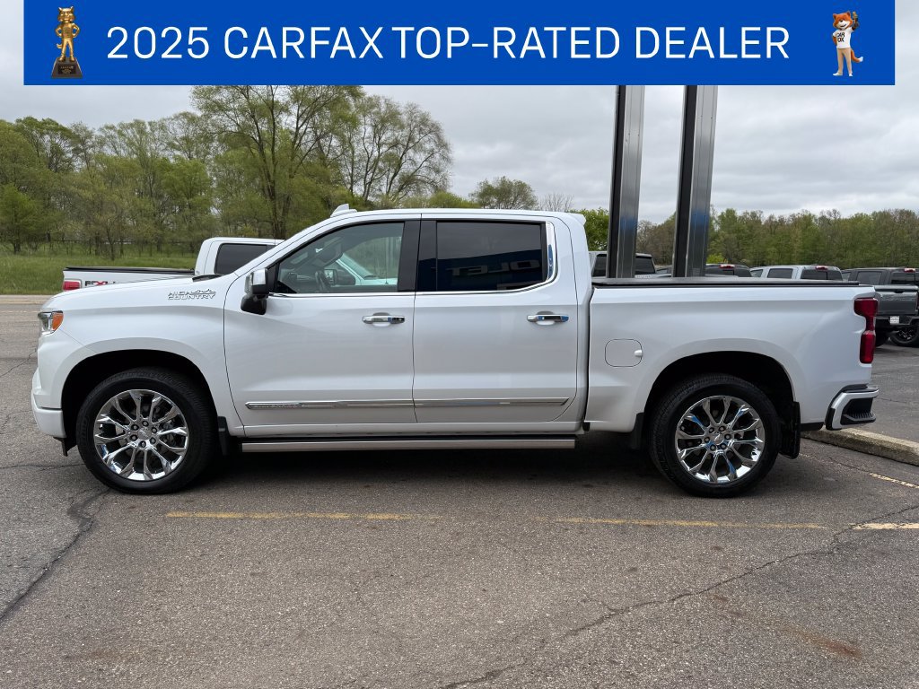 Certified 2023 Chevrolet Silverado 1500 High Country w/ Technology Package AWD/4WD image 2