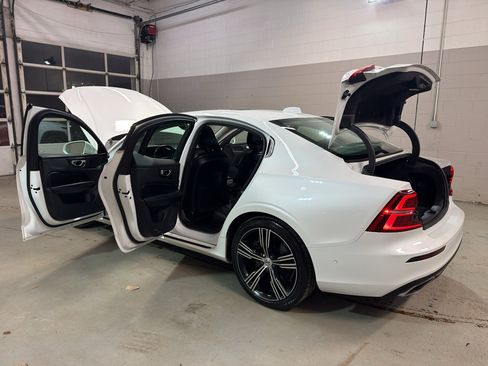 Used 2019 Volvo S60 T8 Inscription AWD/4WD image 11