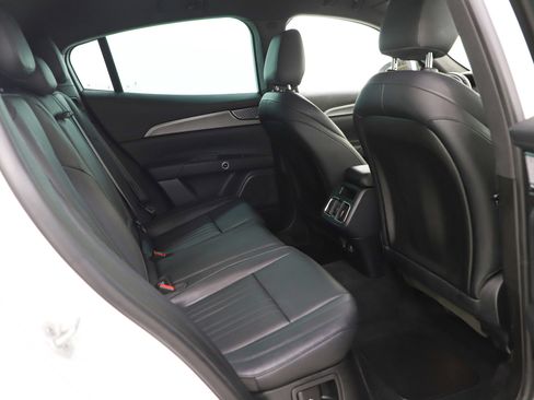 Used 2024 Maserati Grecale GT image 14