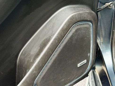 Used 2019 GMC Yukon SLE w/ SLE Value Package image 16