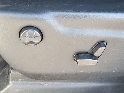 Used 2023 Dodge Durango GT image 18