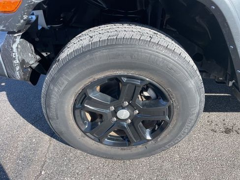 Used 2021 Jeep Wrangler Unlimited Sport image 9