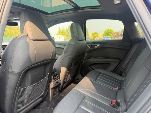 Used 2023 Audi Q4 e-tron Premium AWD/4WD image 20