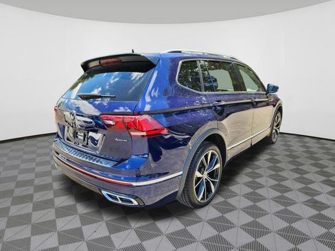 Used 2024 Volkswagen Tiguan SEL R-Line AWD/4WD image 4