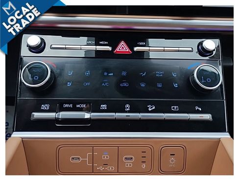 Used 2024 Hyundai Santa Fe Limited AWD/4WD image 20