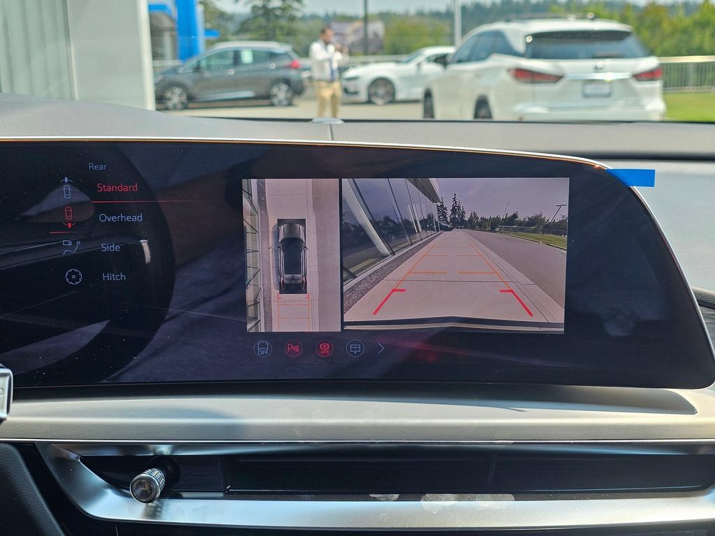 New 2026 Cadillac Lyriq V AWD/4WD image 30