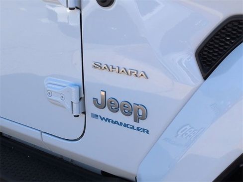 Certified 2023 Jeep Wrangler Unlimited Sahara w/ Cold Weather Group image 12