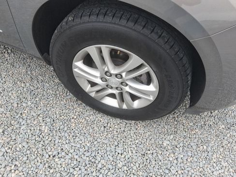 Used 2019 Buick Enclave Essence FWD image 6
