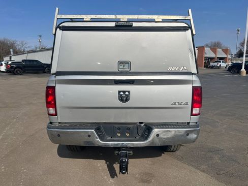 Used 2018 RAM 2500 Tradesman w/ Chrome Appearance Group image 28