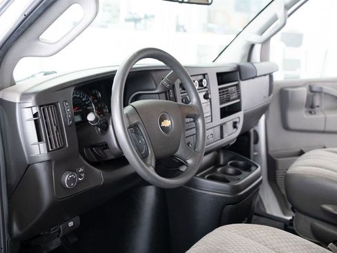 Used 2019 Chevrolet Express 2500 w/ Driver Convenience Package RWD image 14