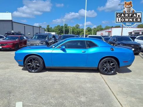 Used 2023 Dodge Challenger SXT w/ Blacktop Package RWD image 9