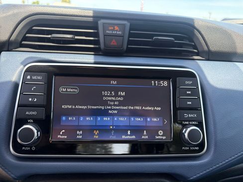 Used 2025 Nissan Versa SV FWD image 20