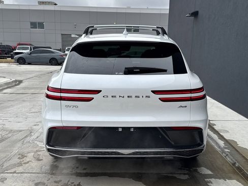 New 2026 Genesis GV70 2.5T Advanced image 23