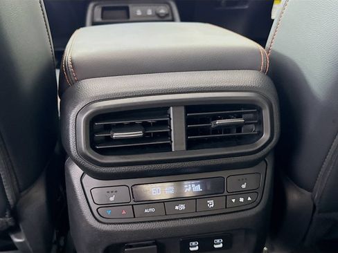 Used 2026 Honda Pilot TrailSport image 34